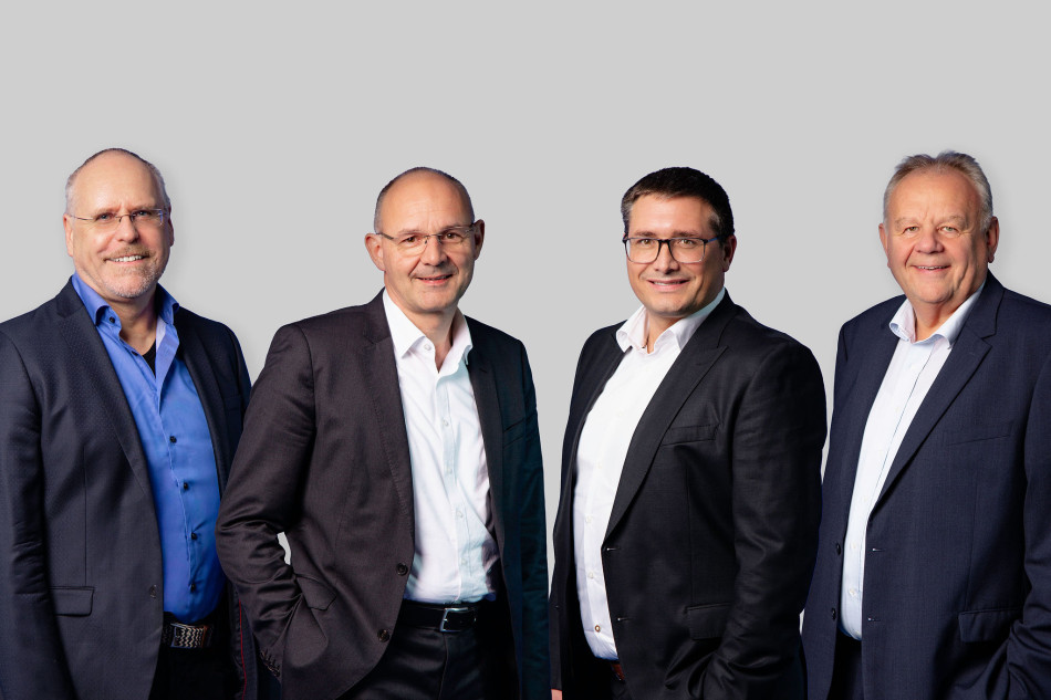 In a recent article with German magazine openautomation 6/2025, TTTECH Digital Solutions speak about UBIQUE’s first year on the market, and how it is being applied by their customers AEM August Elektrotechnik GmbH and Nilpeter:  