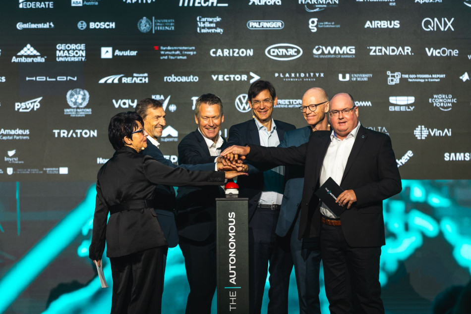 The AUTONOMOUS Organization